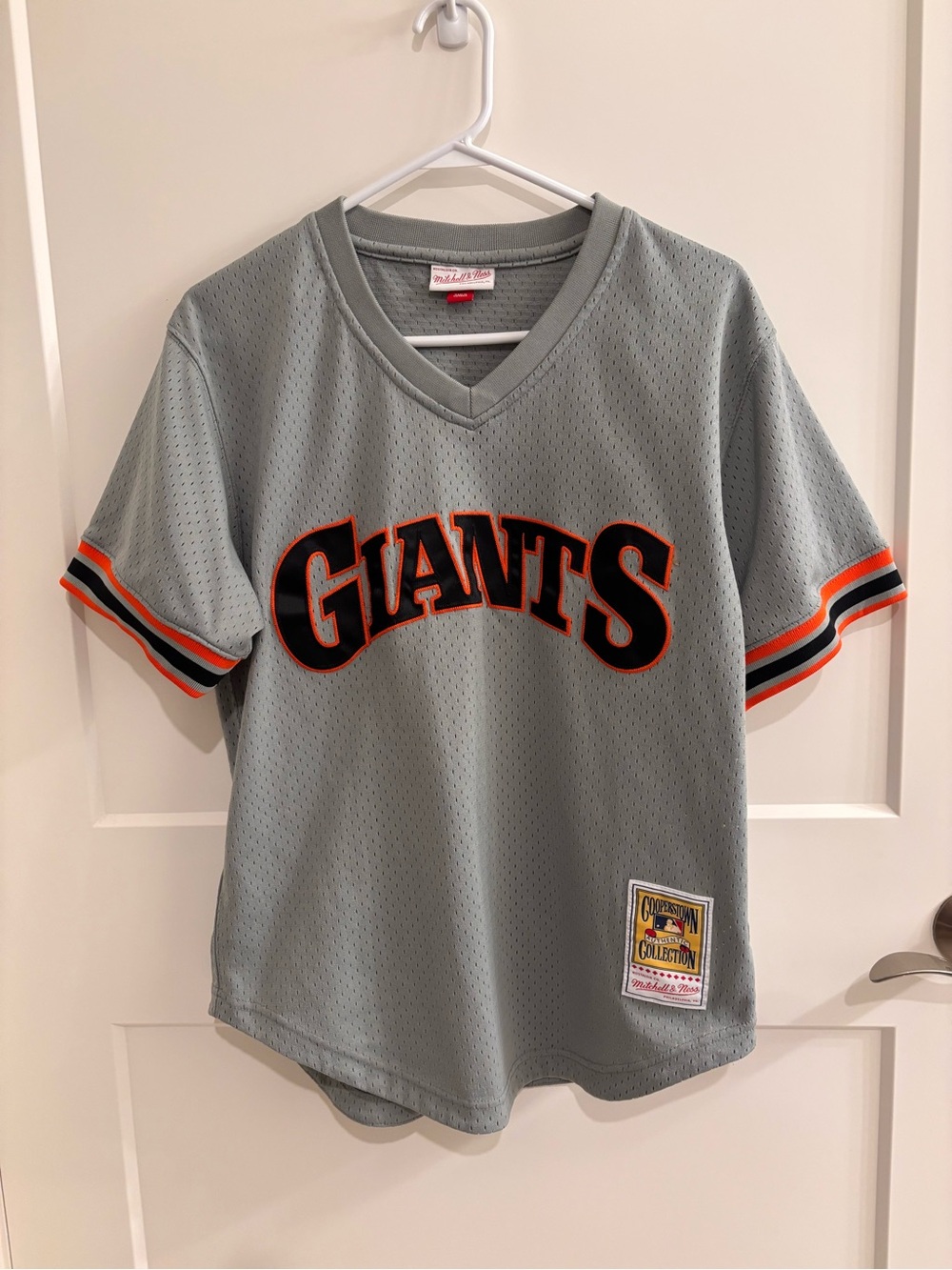 SF Giants jersey, men’s M